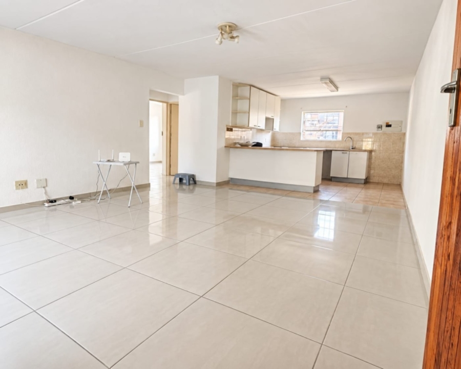 To Let 2 Bedroom Property for Rent in Vorna Valley Gauteng