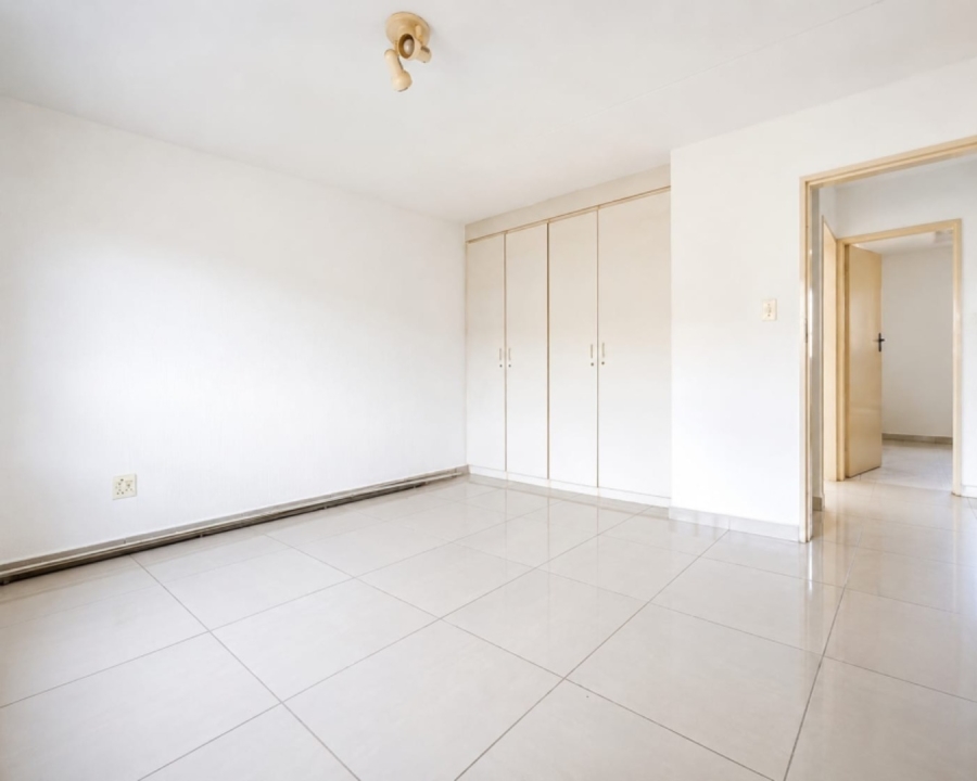 To Let 2 Bedroom Property for Rent in Vorna Valley Gauteng