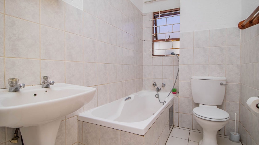 2 Bedroom Property for Sale in Rynfield Gauteng