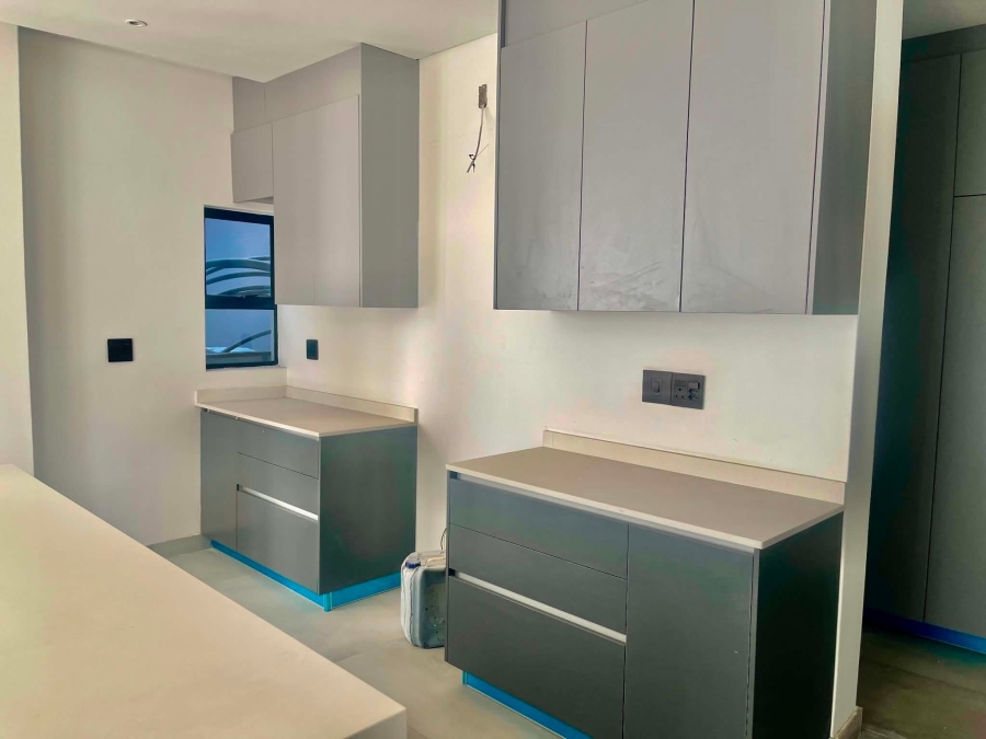 To Let 3 Bedroom Property for Rent in Illovo Gauteng