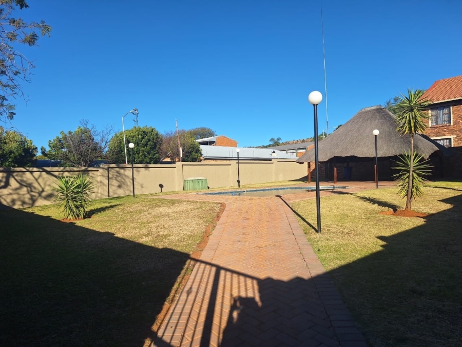 2 Bedroom Property for Sale in Montana Gauteng
