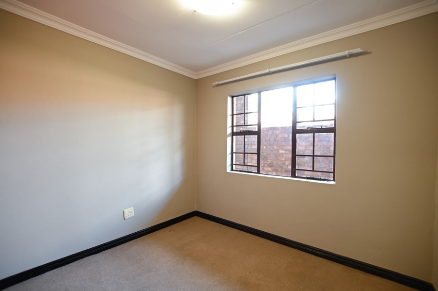 2 Bedroom Property for Sale in Montana Gauteng