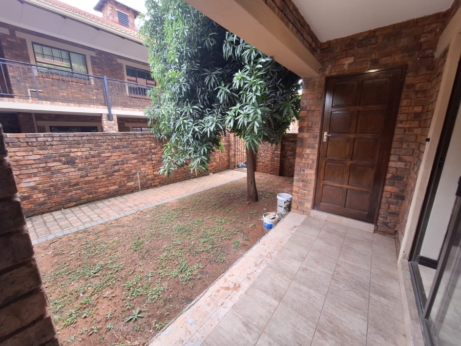 2 Bedroom Property for Sale in Montana Gauteng