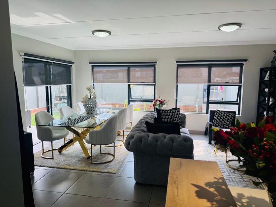 3 Bedroom Property for Sale in Carlswald Estate Gauteng
