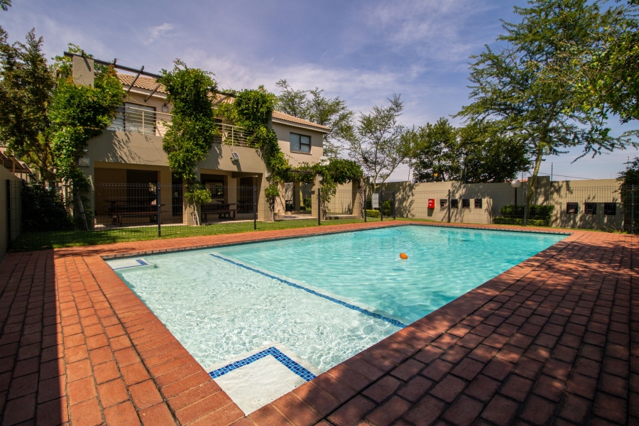 To Let 1 Bedroom Property for Rent in Bryanston Gauteng