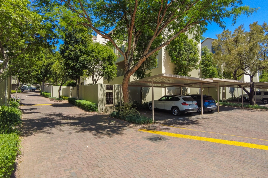 To Let 1 Bedroom Property for Rent in Bryanston Gauteng