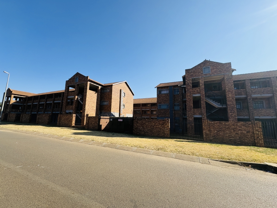 2 Bedroom Property for Sale in Clarina Gauteng