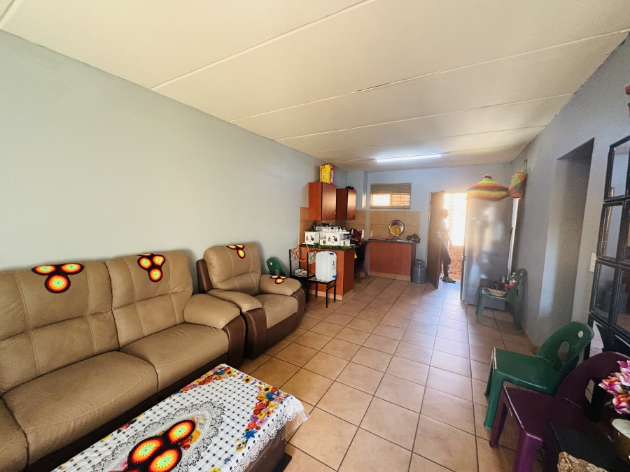 2 Bedroom Property for Sale in Clarina Gauteng