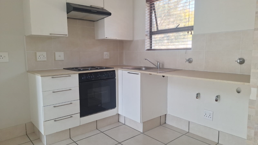 To Let 1 Bedroom Property for Rent in Bryanston East Gauteng