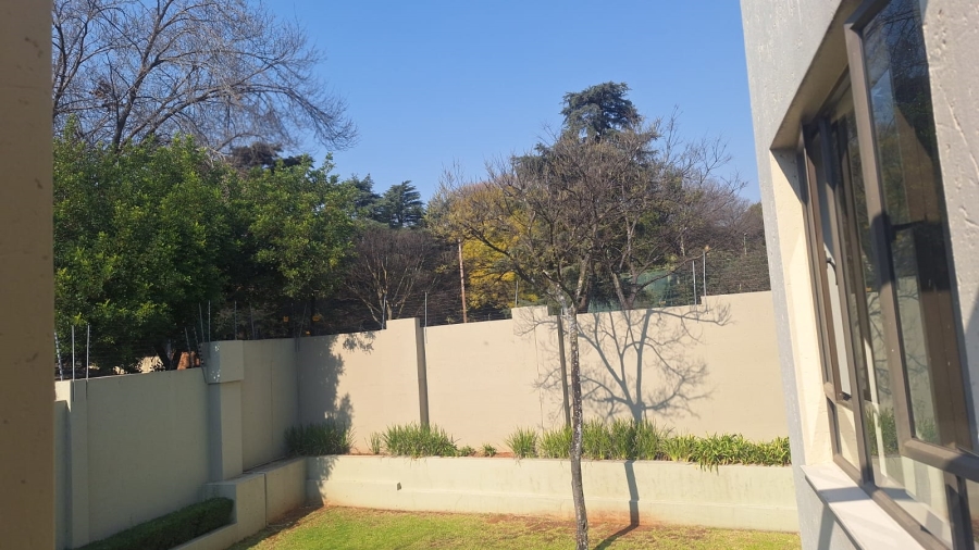 To Let 1 Bedroom Property for Rent in Bryanston East Gauteng