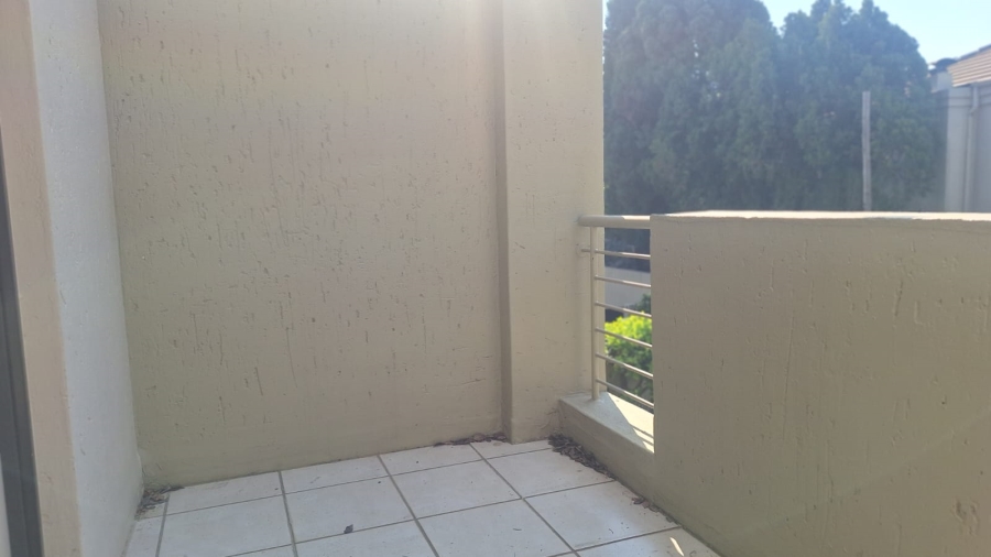 To Let 1 Bedroom Property for Rent in Bryanston East Gauteng