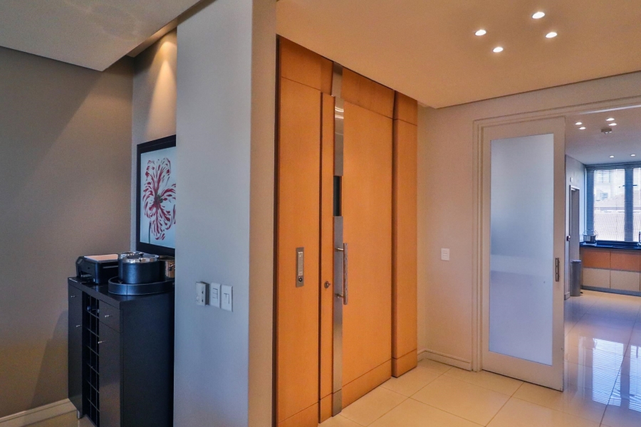 To Let 2 Bedroom Property for Rent in Morningside Gauteng