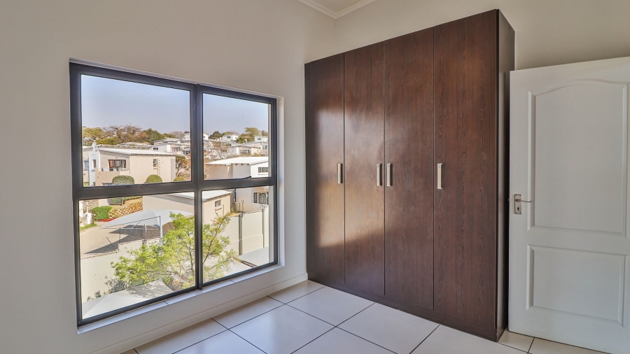 1 Bedroom Property for Sale in Fourways Gauteng