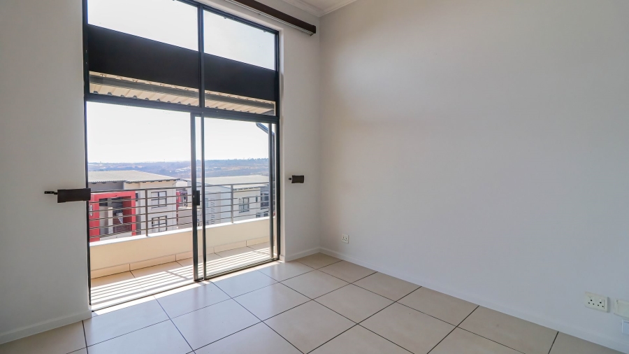 1 Bedroom Property for Sale in Fourways Gauteng