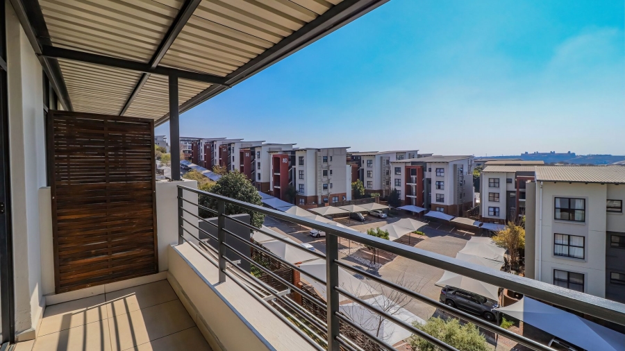 1 Bedroom Property for Sale in Fourways Gauteng