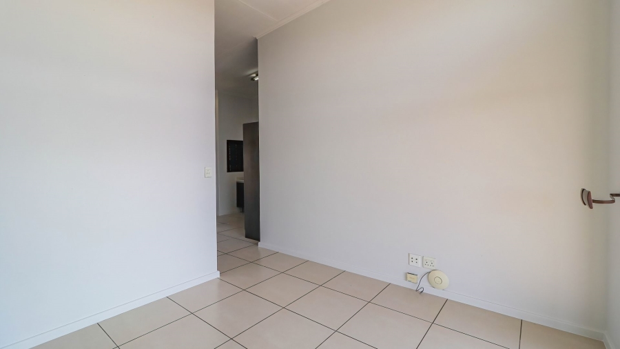 1 Bedroom Property for Sale in Fourways Gauteng