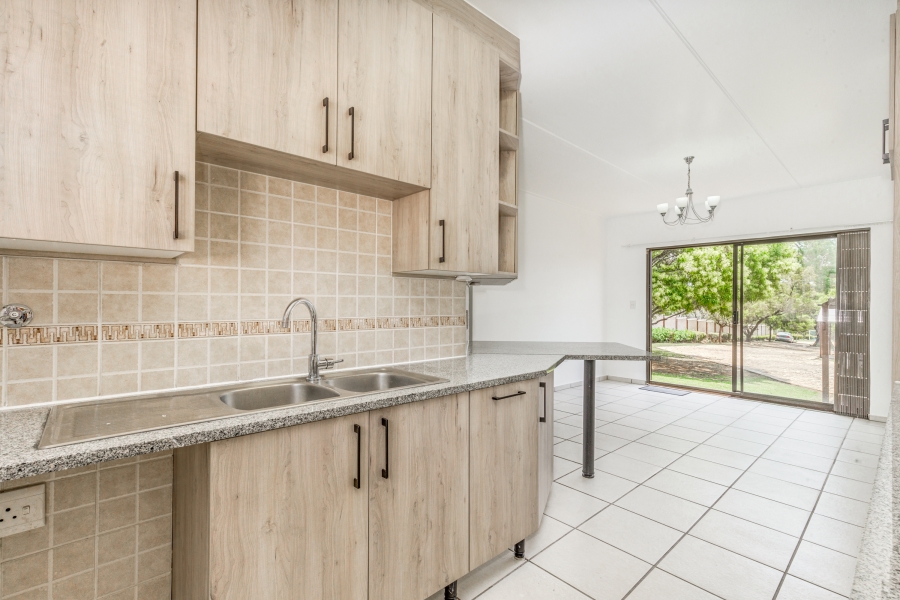 To Let 2 Bedroom Property for Rent in Kengies Gauteng