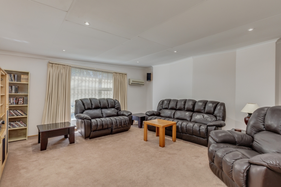 3 Bedroom Property for Sale in Chartwell Gauteng