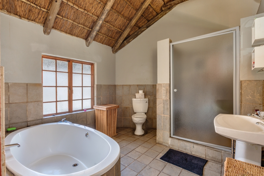 4 Bedroom Property for Sale in Chartwell Gauteng