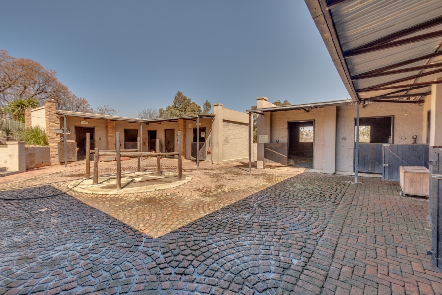 4 Bedroom Property for Sale in Chartwell Gauteng
