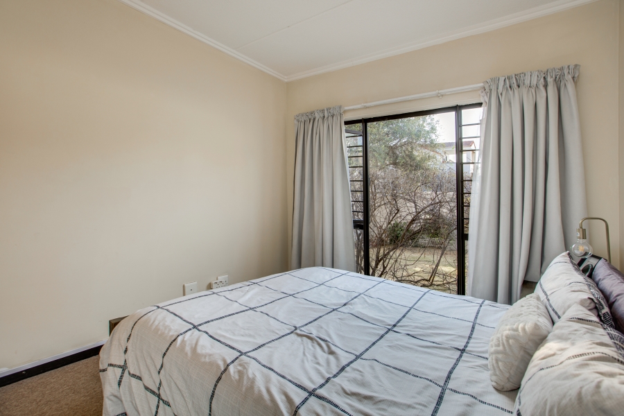 2 Bedroom Property for Sale in Douglasdale Gauteng