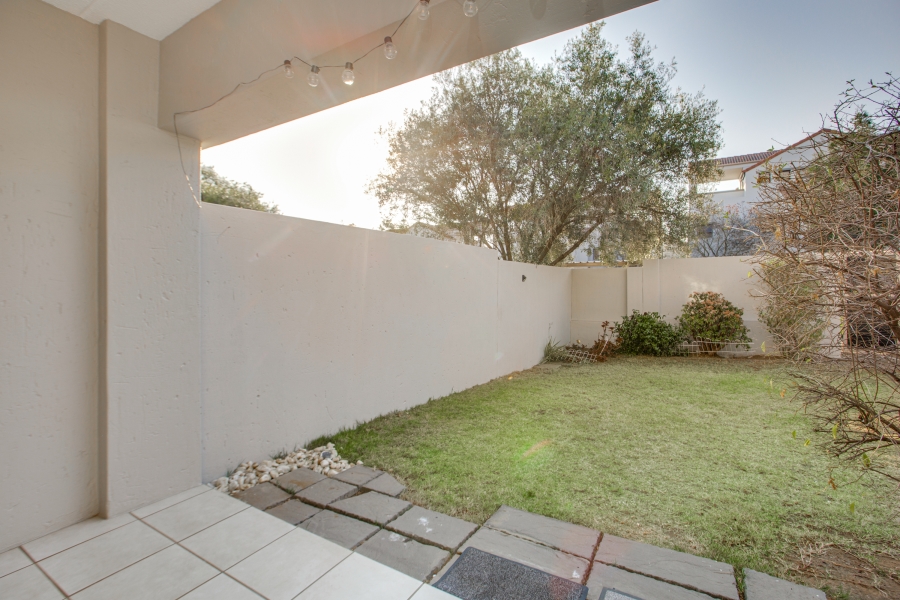 2 Bedroom Property for Sale in Douglasdale Gauteng