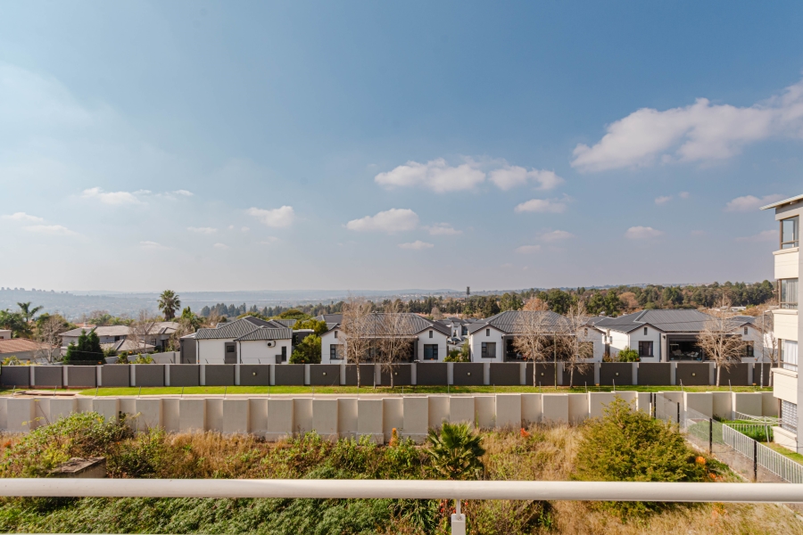 To Let 2 Bedroom Property for Rent in Broadacres Gauteng