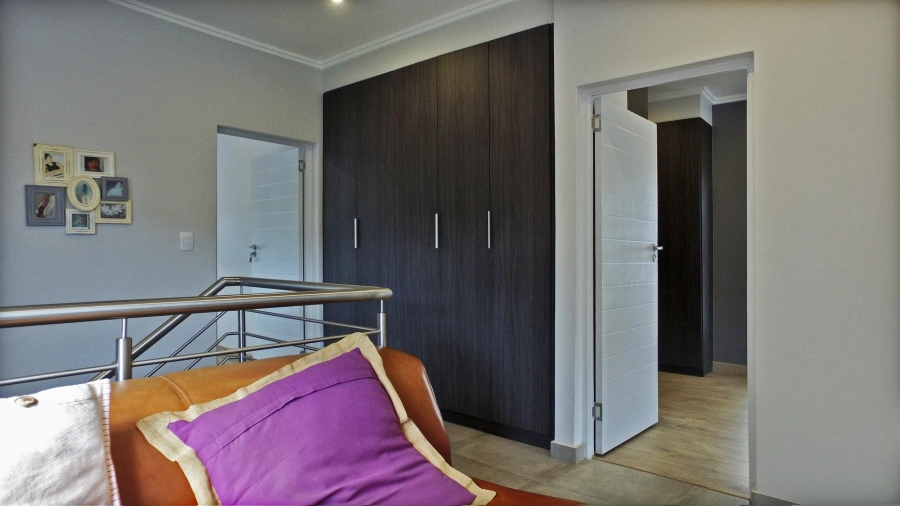 To Let 3 Bedroom Property for Rent in Bryanston Gauteng
