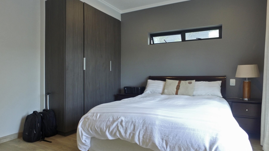 To Let 3 Bedroom Property for Rent in Bryanston Gauteng