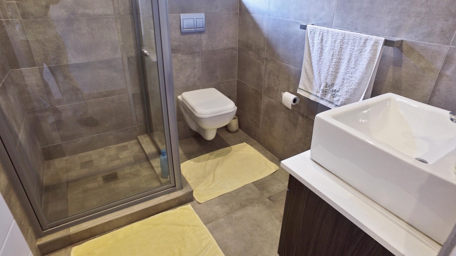 To Let 3 Bedroom Property for Rent in Bryanston Gauteng