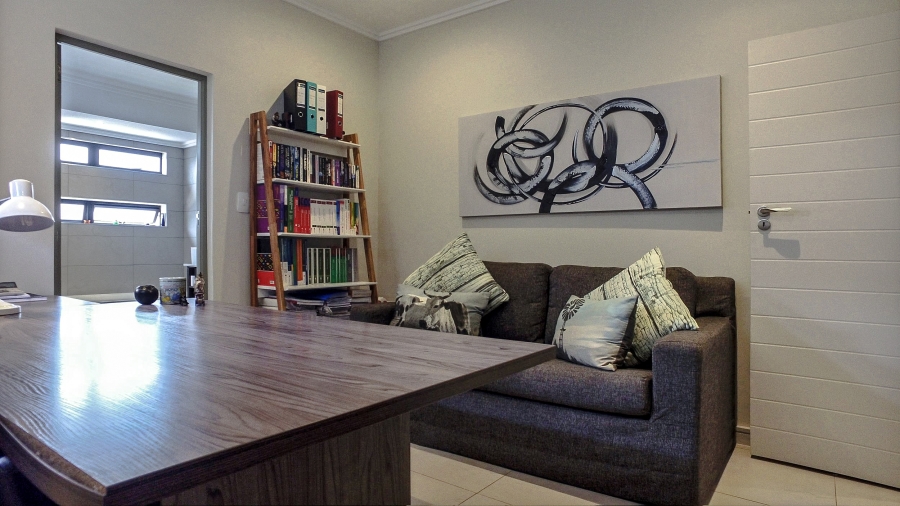 To Let 3 Bedroom Property for Rent in Bryanston Gauteng