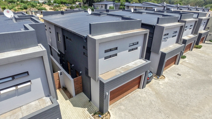 To Let 3 Bedroom Property for Rent in Bryanston Gauteng
