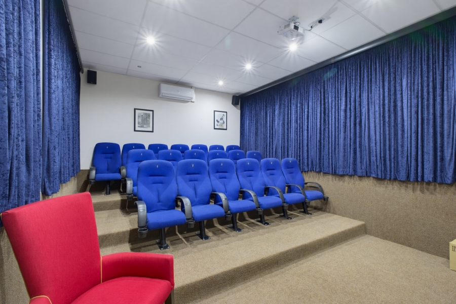 To Let 1 Bedroom Property for Rent in Modderfontein Gauteng