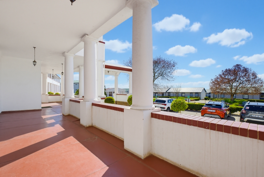 To Let 1 Bedroom Property for Rent in Modderfontein Gauteng