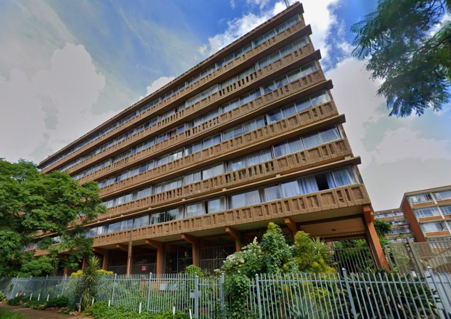 1 Bedroom Property for Sale in Baileys Muckleneuk Gauteng