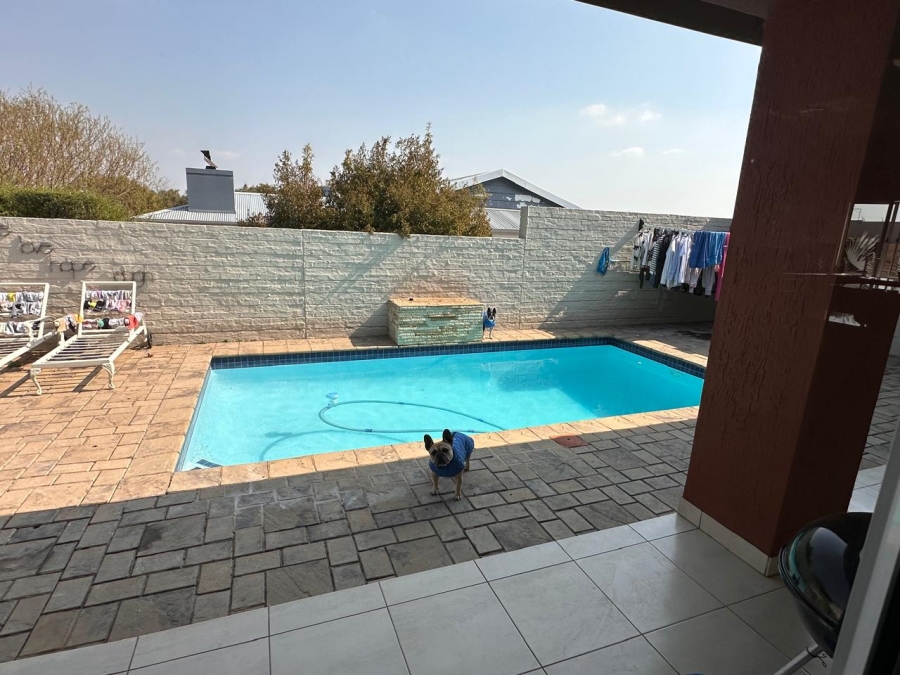 4 Bedroom Property for Sale in Vaal Marina Gauteng