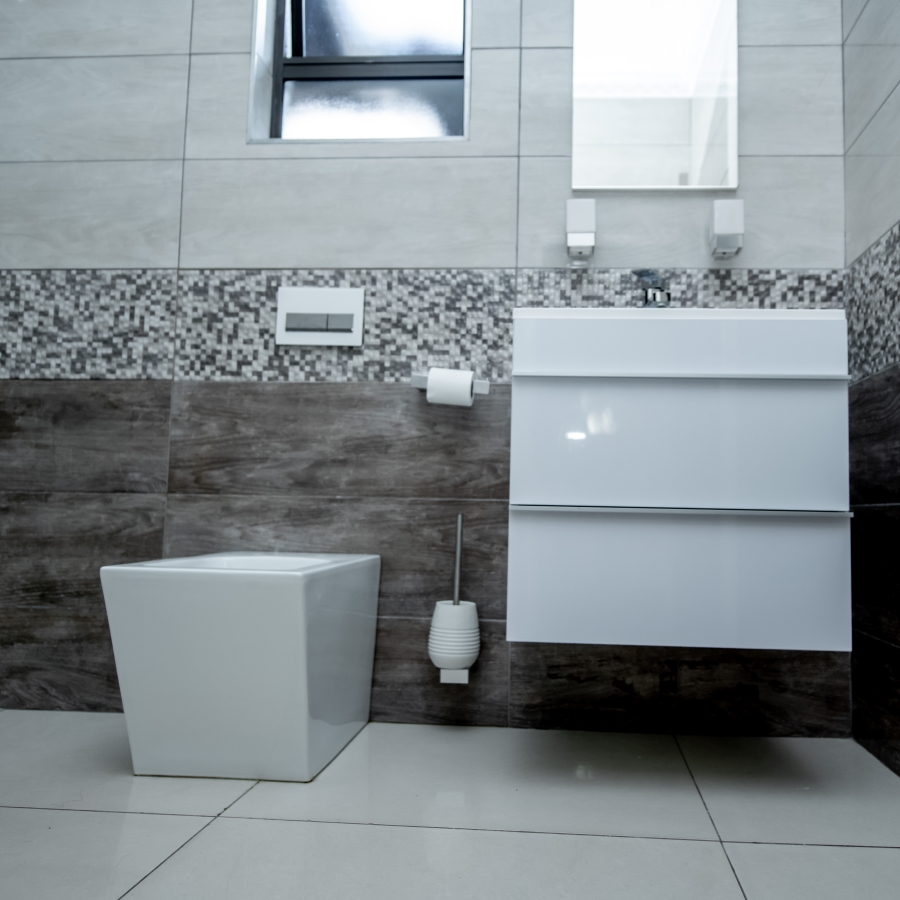4 Bedroom Property for Sale in Crystal Park Gauteng
