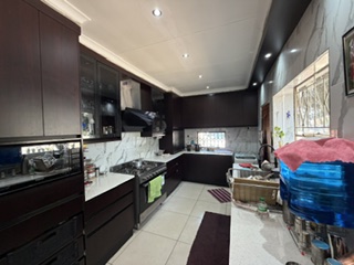 4 Bedroom Property for Sale in Brackenhurst Gauteng