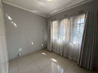 3 Bedroom Property for Sale in Brackendowns Gauteng