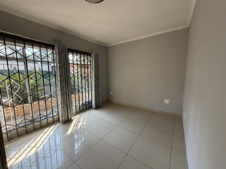 3 Bedroom Property for Sale in Brackendowns Gauteng