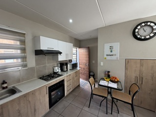 2 Bedroom Property for Sale in Albertsdal Gauteng
