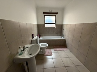 3 Bedroom Property for Sale in Albertsdal Gauteng