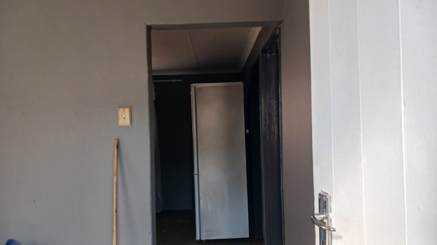 2 Bedroom Property for Sale in Tembisa Central Gauteng