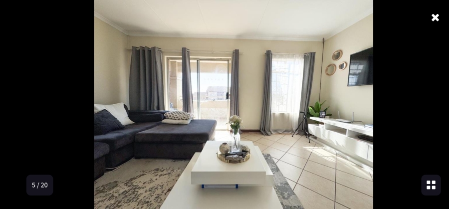 2 Bedroom Property for Sale in Monavoni Gauteng