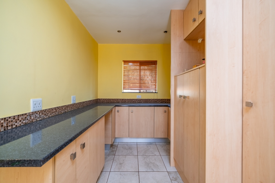6 Bedroom Property for Sale in Malanshof Gauteng