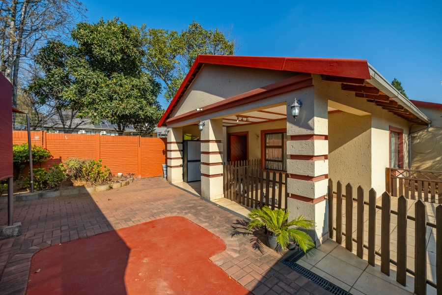 6 Bedroom Property for Sale in Malanshof Gauteng