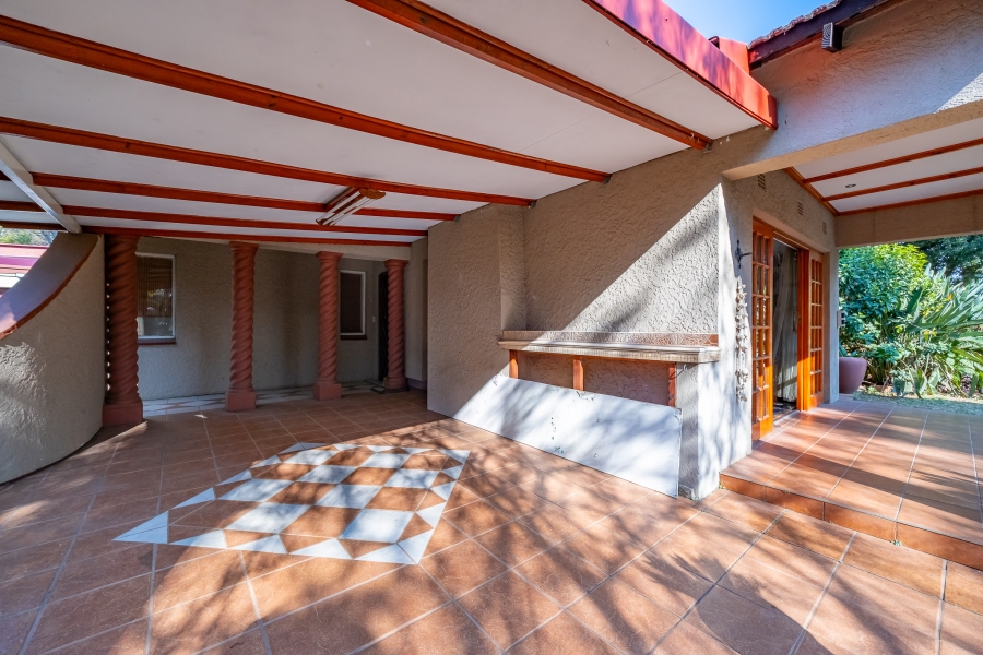 6 Bedroom Property for Sale in Malanshof Gauteng