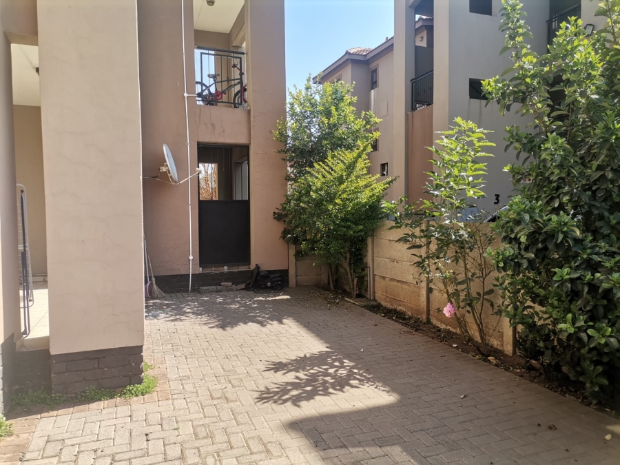 2 Bedroom Property for Sale in Vanderbijlpark SE 10 Gauteng