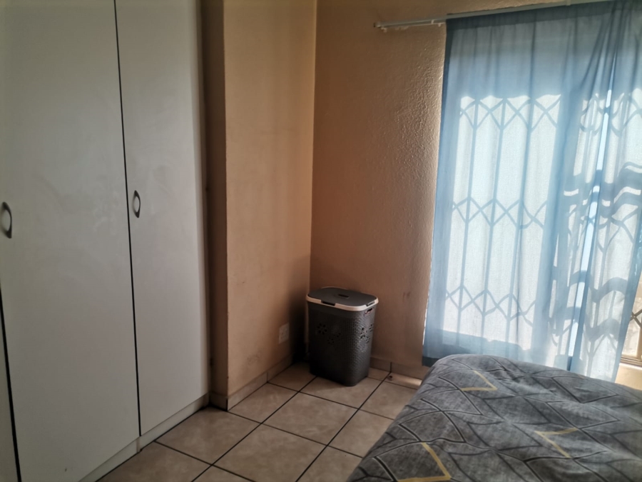 2 Bedroom Property for Sale in Vanderbijlpark SE 10 Gauteng