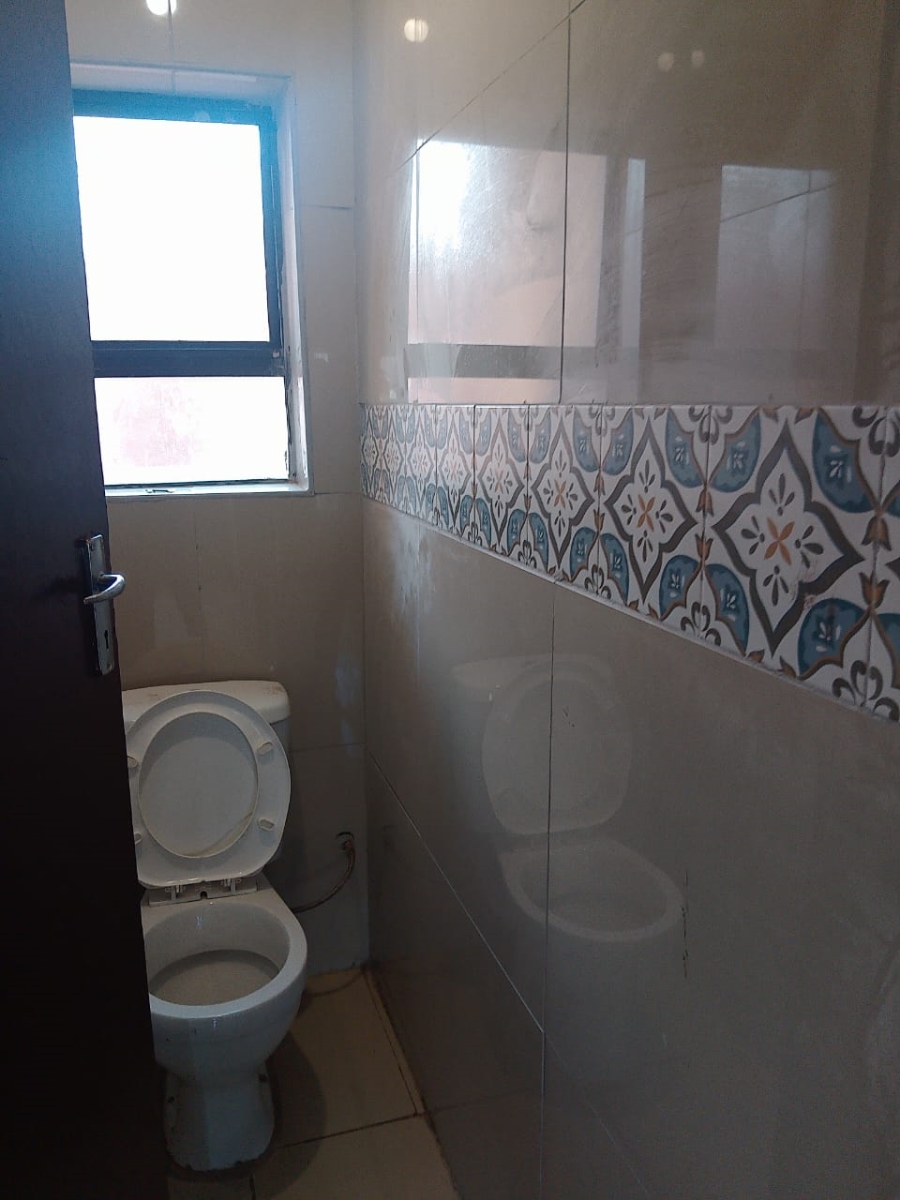 4 Bedroom Property for Sale in Sebokeng Zone 10 Gauteng